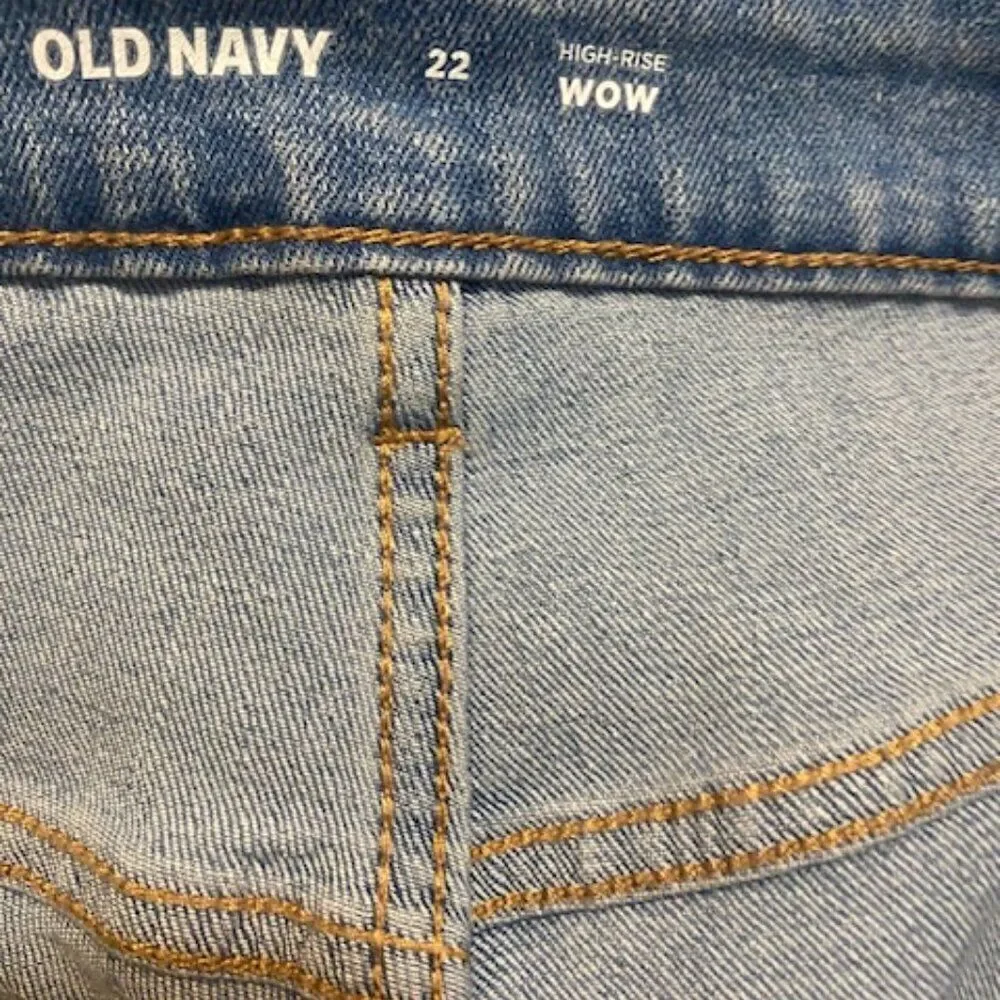 Old Navy High-Rise wow cuffed denim shorts, size 22